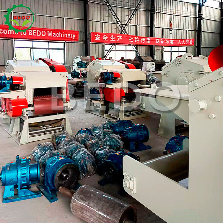Tipo de madeira comercial retalhadora do cilindro da máquina do triturador de 55KW 590rpm resistente