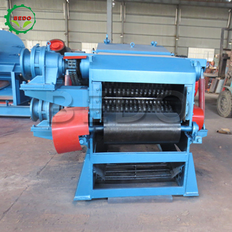 Máquina de trituração de madeira de bambu elétrica de 75kw 240x540mm Tipo de tambor de entrada Equipamento triturador