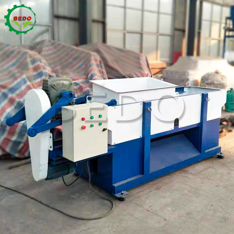 Máquina de raspagem de madeira de 380V 3600RPM 7.5kw Motor para processamento de roupas de cama de animais