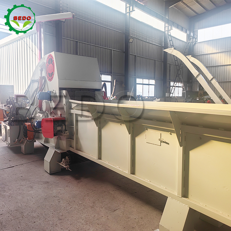 Máquina de trituração de madeira de 235HP 700x400mm entrada 2pcs lâminas de trabalho pesado Triagem de madeira tipo tambor industrial triturador