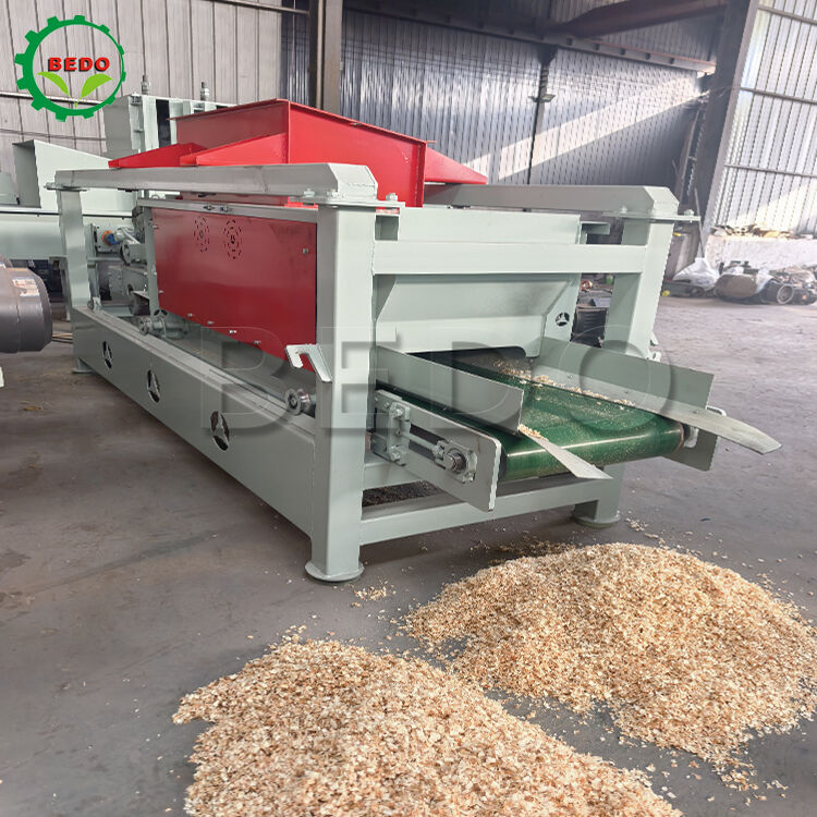 200 peças Lâminas de Aço Liga Máquina de Raspagem de Madeira 7.5kw Sistema de Processamento Automático de Potência Dupla