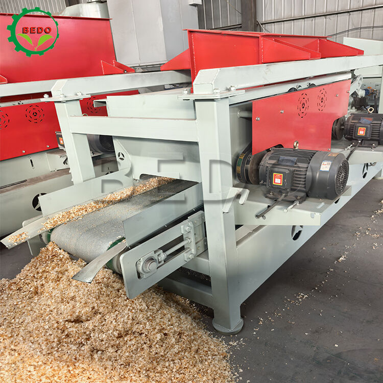 equipamento de produção animal automático da cama do motor 3600r/Min Wood Shavings Machine 380V