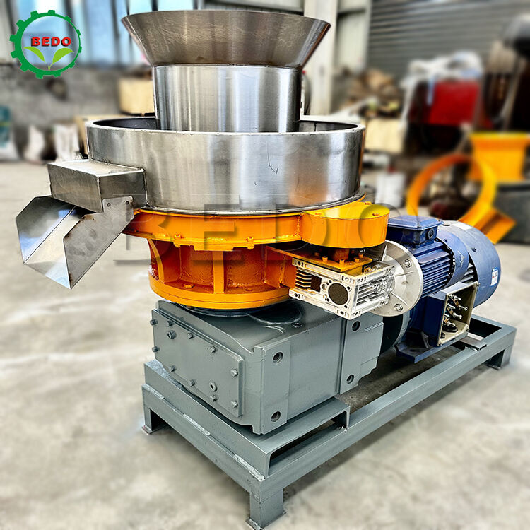 Máquina de pellets de madeira de 500 kg/h com matriz de aço inoxidável e rolamentos NSK para produção de pellets de alta eficiência