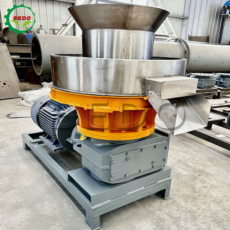 Máquina de pellets de madeira de 500 kg/h com matriz de aço inoxidável e rolamentos NSK para produção de pellets de alta eficiência