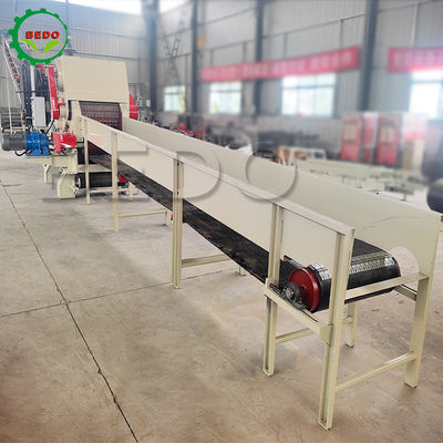 Máquina de triturador de madeira de motor a diesel de 25-35 mm e capacidade de 12-15 t/h