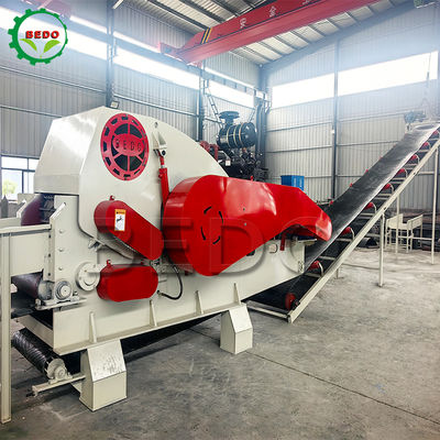 Coco Shell Husk máquina de trituração de madeira diesel móvel 55HP para processamento de carvão e coco da Indonésia