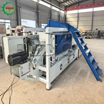 400 kg/h Capacidade Máquina de cortar madeira 125 mm Roller Operação automática Equipamento industrial